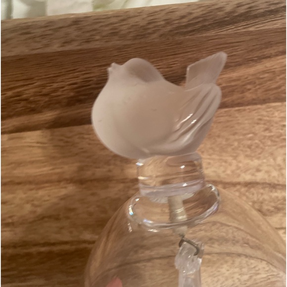 Large Crystal Table Bell With  Frosted Sparrow on Top - Picture 11 of 12